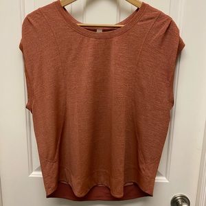 Lululemon orange top
